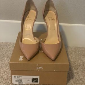 Nude patent Louboutins
